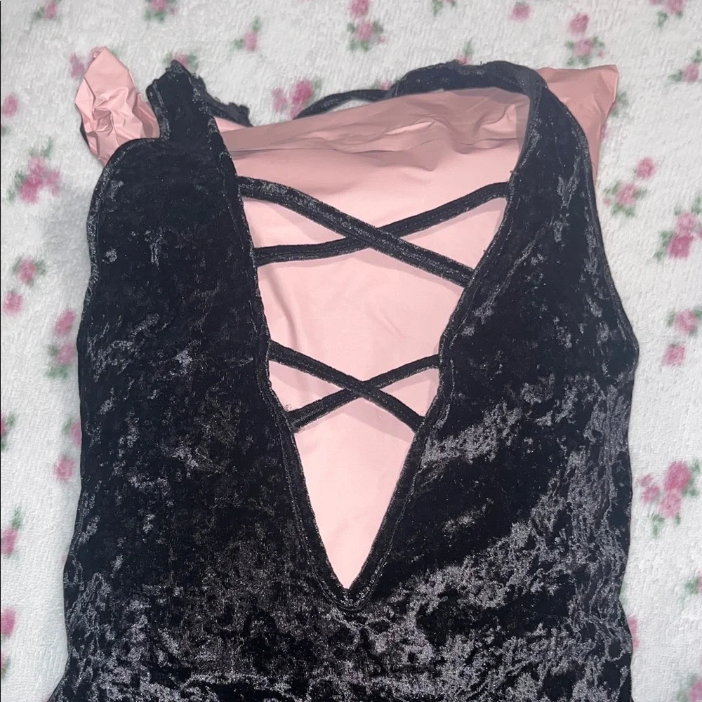 I Heart Raves Black Velvet Lace-Up Bodysuit - Picture 3 of 6